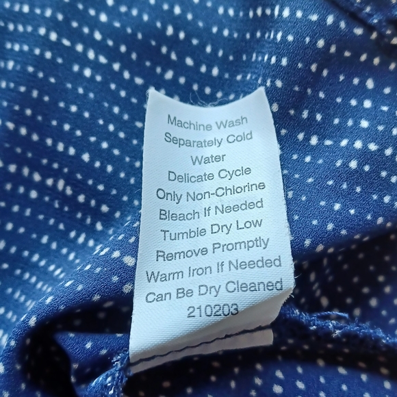 Cabi Women's Sleeveless Top Size 8 Navy & White Smocked Sides Adjustable Straps - Picture 13 of 15